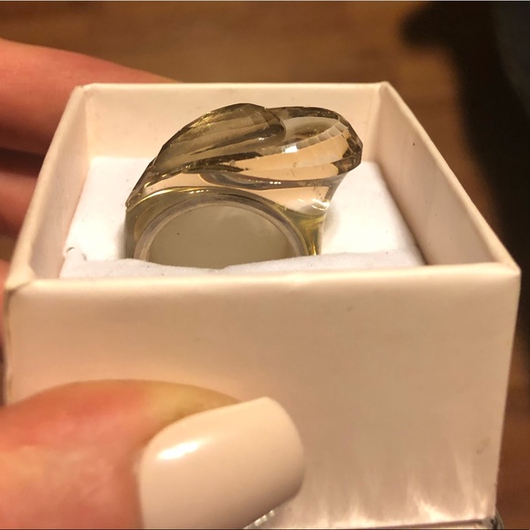 Swarovski Ring - Picture 1 of 6
